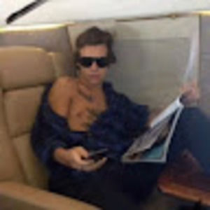 Meet your Posher, Ava